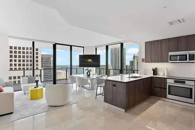 Image de Bay and City Views in Brickell