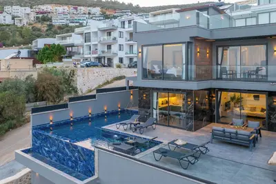 Image de Enjoy your holiday a few steps away from Kalkan city center