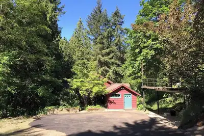 Image de Charming 3-bedroom house surrounded by old-growth forest, Portland