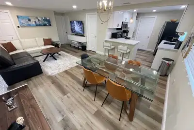 Image de Newly Remodeled Luxe Retreat