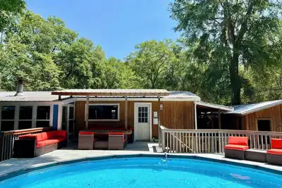Image de Summer Escape Pool+Hot Tub+Games Home in Keystone Heights, Pet friendly