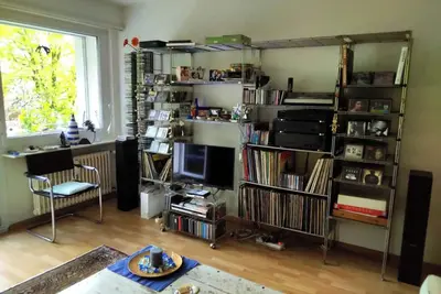 Image de Spacious, stylishly furnished 3-room apartment near the Rhine