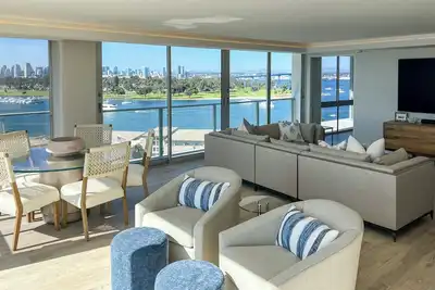 Image de One of the best views in Coronado Shores - City And Beach. Fully remodeled 2025