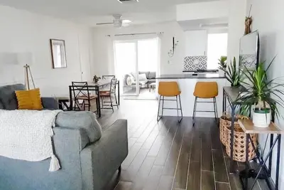 Image de Hummingbird 3 Beach House