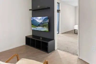 Image de Luxury 2bd | Dt Cleveland | 3 Beds | Free Parking