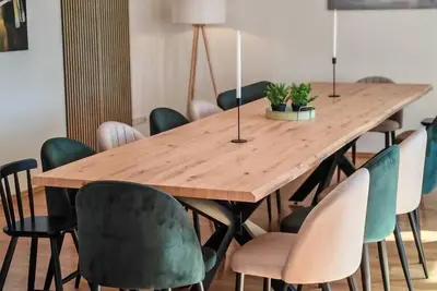 Image de The Familien. Nest