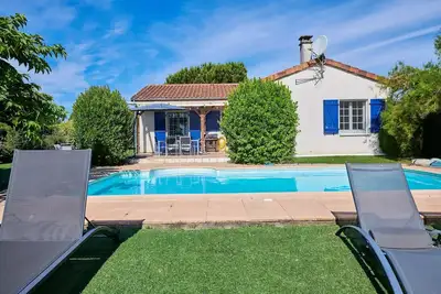 Image de Villa indépendante, 2 salles de bain, piscine privée 6 personnes