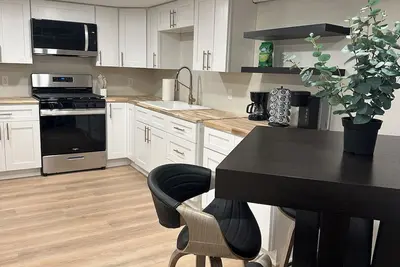 Image de Charming 1-bedroom apartment in brilliant Saint Paul with Ac, WiFi
