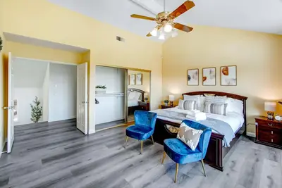 5br Hillside Villa + Pools + Game Room #TravelSGV