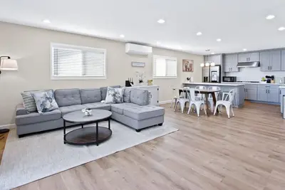 Image de Modern 3br Home + Parking + Near Dtla #TravelSGV
