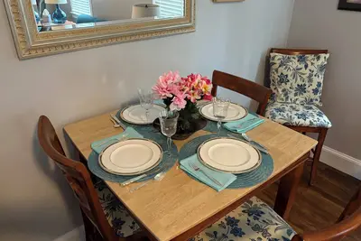 Image de Great 2-bedroom, 2-bath cottage in Georgetown 2-blocks, 7-minutes to boardwalk