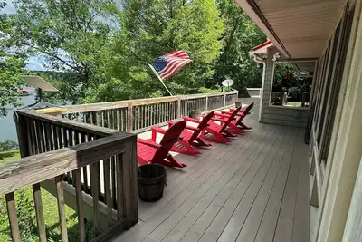 Image de Charming 4-bedroom house in the heart of Smith Lake in Crane Hill