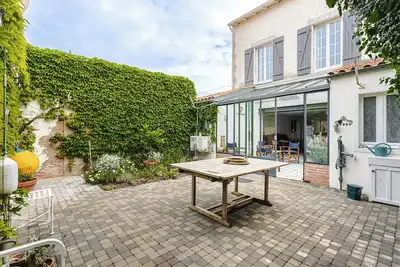 Image de Saint-Trojan – Maison 4 chambres avec vue sur mer, Wi-Fi, centre-ville, idéale 8 personnes
