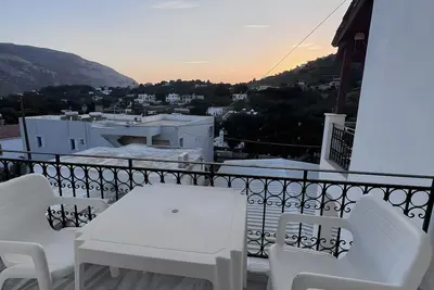 Image de Appartement Avec Vue Sur Panormos