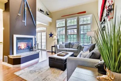 Image de BigBoulder Home sleeps 14 Beach&Pool Club!