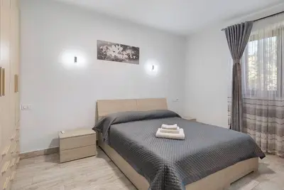 Image de Chambre \"Mimosa\" avec terrasse partagée, Wi-Fi et climatisation