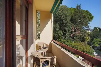 Image de Appartement 'Nenè - Freeparking City Center' avec balcon et Wi-Fi
