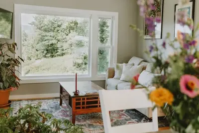 Image de Artistic Nature Cottage