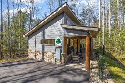Hot Tub + Fire Pit Micro Cabin 14