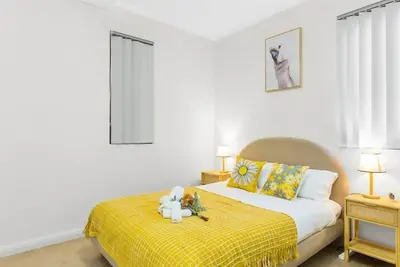 Image de a Leisurely Ideal Abode Near the Subway