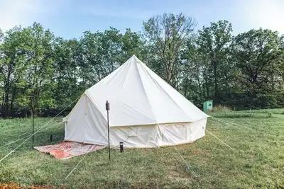 Image de Herb Farm Glamping couples\/group retreat, private!