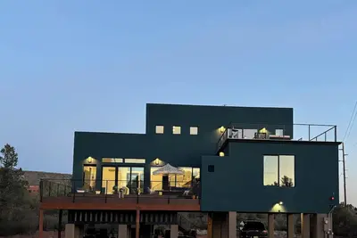 Image de 2 King Ensuites Elevated Views Spa Amenities at Sedona Sky