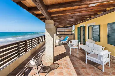 Image de Villa à Scicli avec 5 chambres à coucher, 10 couchages
