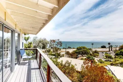 Image de Driftwood Club - Oceanview 2bedroom on Lillie Ave!