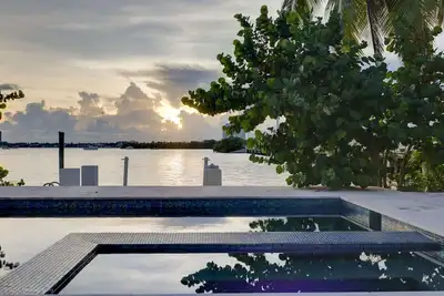 Image de Miami Stunning Waterfront Escape