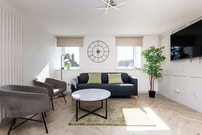 Image de 5 Bedroom Apartment - Galashiels