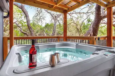 Image de Good Day Treehouse I Hot tub, stargazing
