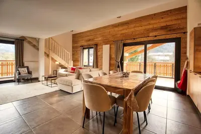 Image de Apt Duplex 4 chambres centre village - au calme