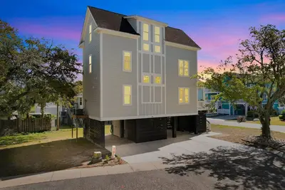 Image de Salty Schooner 5 Bedrooms