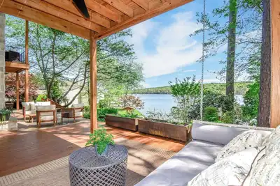 Image de Eagle's View by Big Fish Real Estate Group at Lake Martin