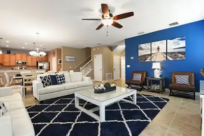 Image de Last Minute Disney Getaway! Luxury Villa with Private Pool & Game Room. Book Now! #55849