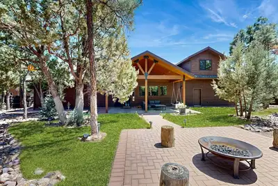 Image de Elegant, spacious home - close to Fool Hollow Lake, golf, hiking, & downtown