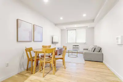 Image de East Village Escape Modern 2br by Tompkins Square Park