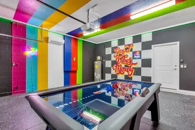 Image de Last Minute Disney! Private Pool, Hot Tub, Game Room & Themed Bedrooms. Book Now! #128723