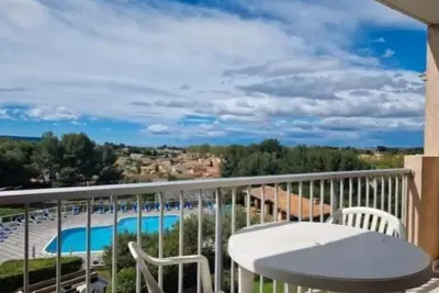 Image de T2 meublé résidence avec piscine - Les Hauts de Balaruc