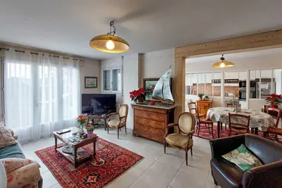 Image de Chaleureuse Maison familiale avec jardin