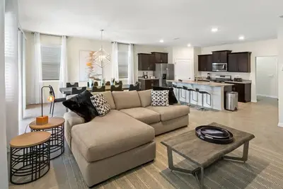 Image de Last Minute Disney! Private Pool, Game Room & Themed Bedrooms. Book Now! #128683