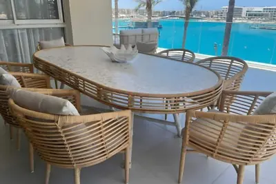 Image de Stunning 3-Br Marina Marassi