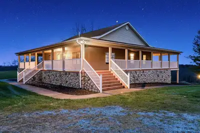 Image de Walnut Ridge Retreat-Prestige-Vue sur Piscine-Lodge-Salle de bain privée séparée
