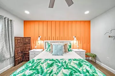 Image de Discover Your Private Oasis at Wildflower: A Resort-Style Retreat 800 feet Walk to Beach, Pool, Hot