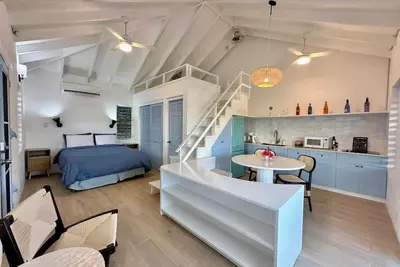 Image de The Little Red Door - Ocean View - 2Beds + Patio