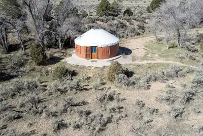 Image de Welcoming Yurt in Panguitch with stunning views