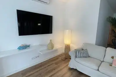 Image de Charming 1-bedroom apartment in delightful Praia da VitĂłria with Ac, WiFi