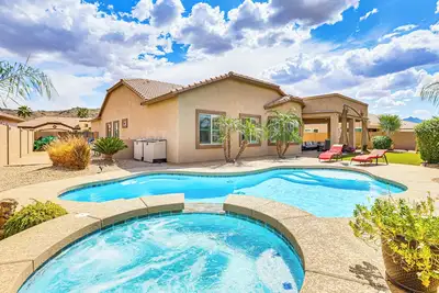 Image de Backyard Oasis w/ Fire Pit: Laveen Village Retreat