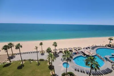 Image de Beachfront Oceanview 2 Bed Condo Sonoran Sea Sandy Beach Pools Hot Tubs Dining