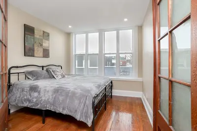 Image de 2 bedroom apartment newly renovated